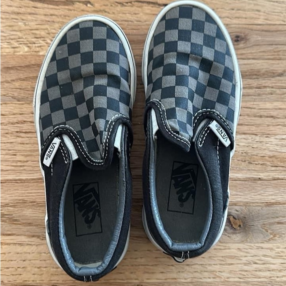 Size 12 vans kids- great condition